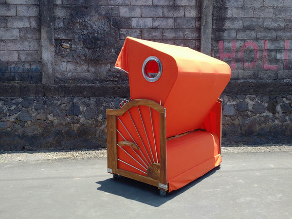 SOLD - "Orange auf Weltreise" (Orange on world tour)